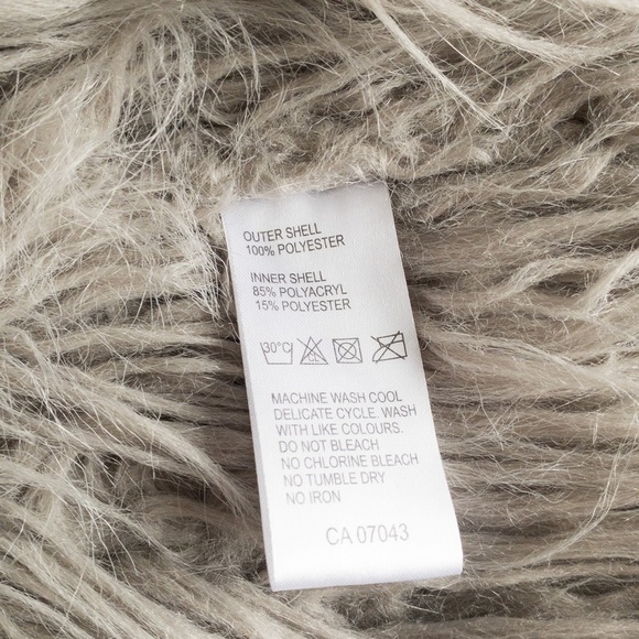 Malvin Hamburg Vest Faux Fur Long Hair Trim Grey Womens Size M - Picture 8 of 9